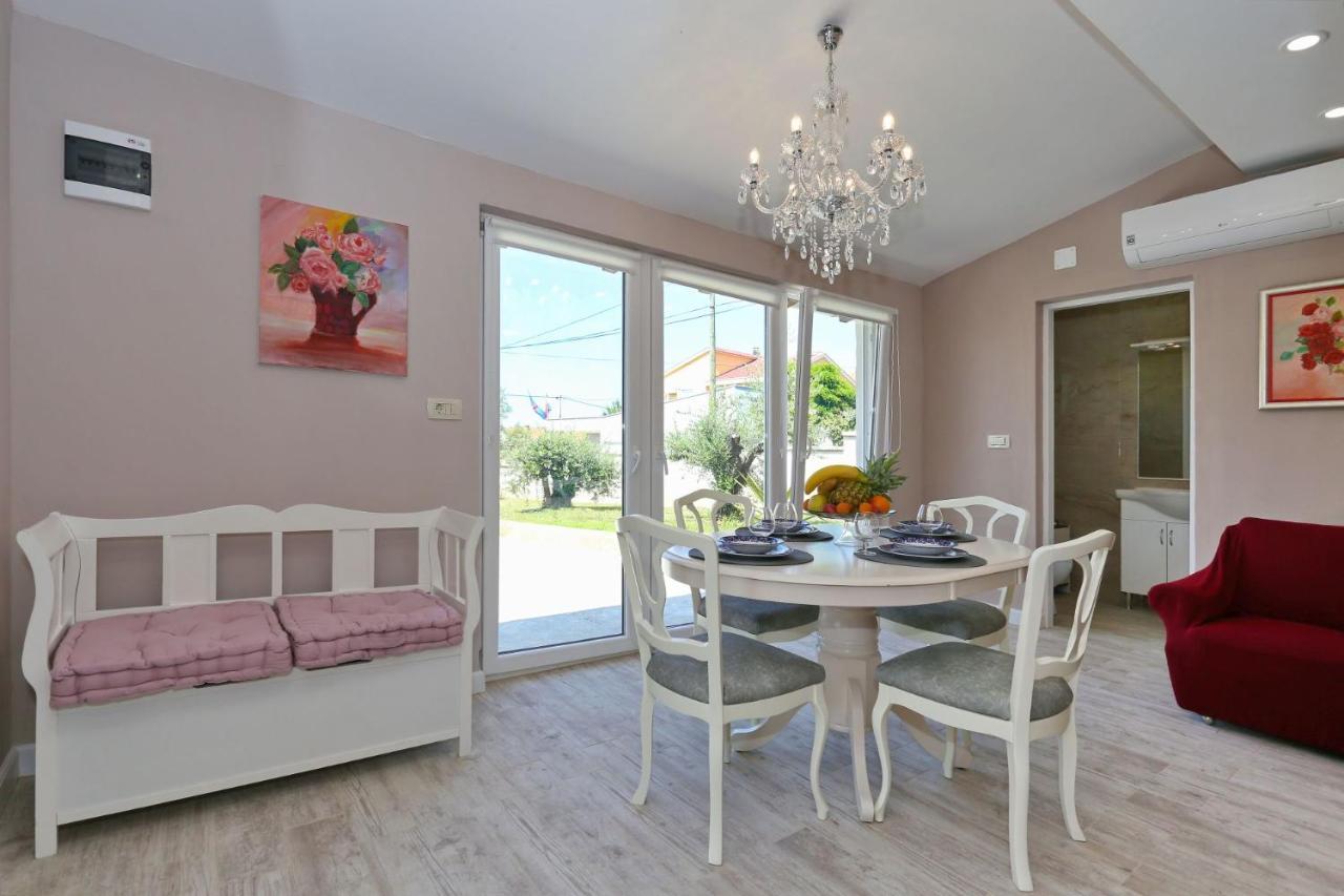 Hacienda Mia With Yacuzzi And Free Parking Zadar Exterior photo