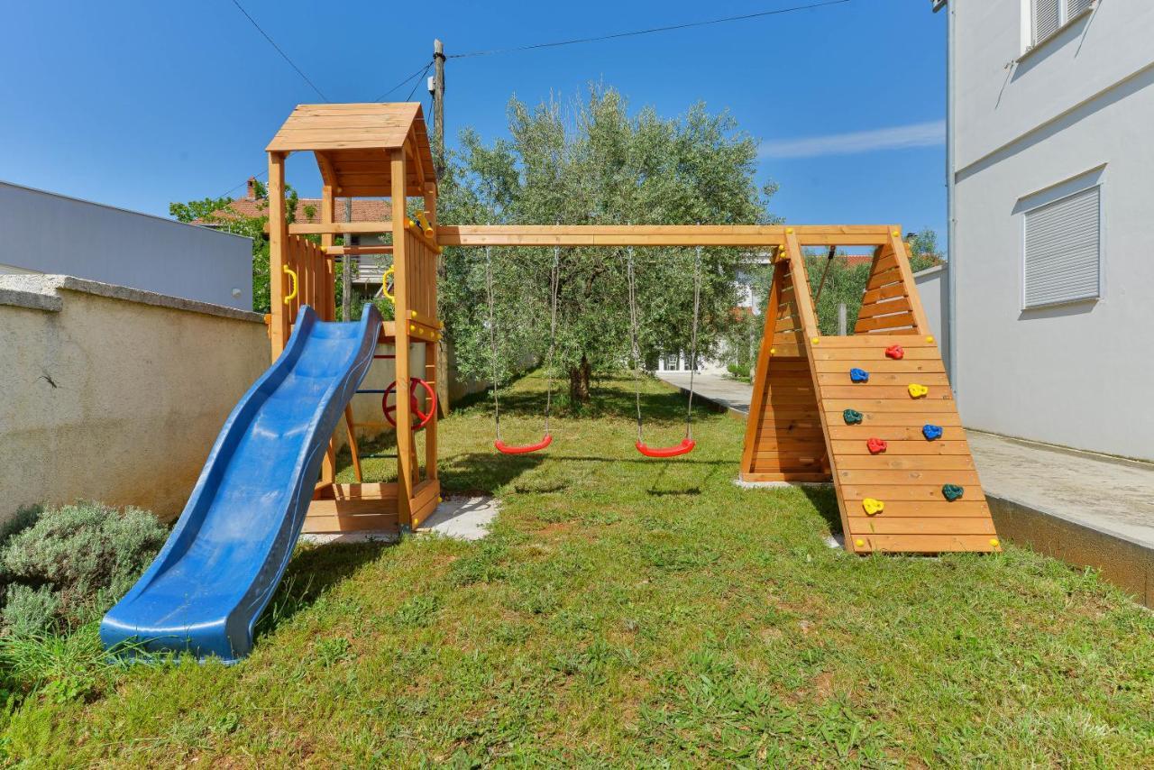 Hacienda Mia With Yacuzzi,Bbq , Free Parking Zadar Exterior photo